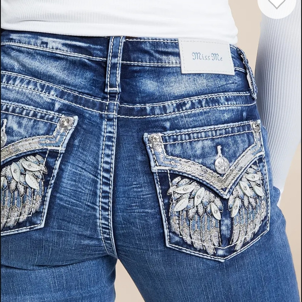 Miss Me Blue Boot Cut Jeans with Embroidery 18W X 32L - Picture 5 of 6